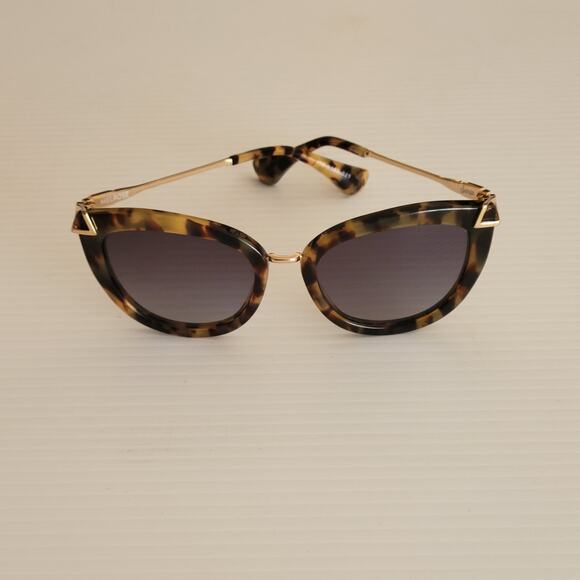 SONIX Sunglasses Women's Melrose Cat Eye Tortoise Plastic frame - Picture 1 of 13